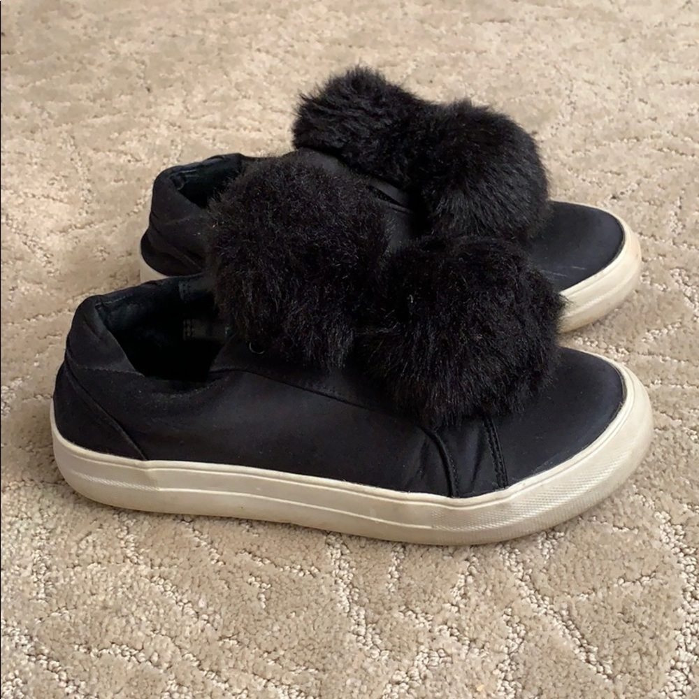 black pom pom shoes (mossimo; 7)